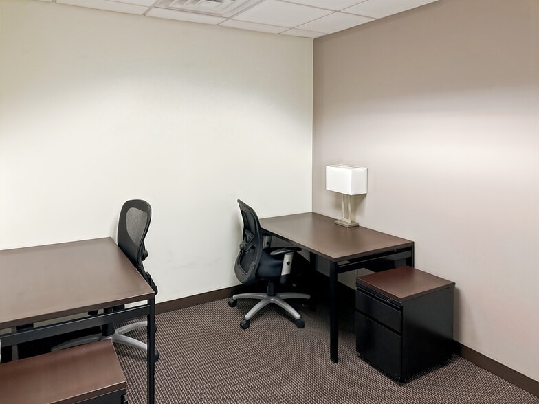 More Photos Of 3200 Greenfield Rd, Dearborn Coworking Space