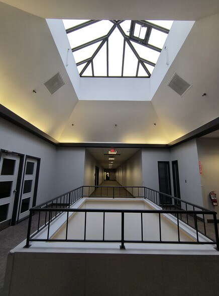 More Photos Of 400 Main St, Saint John Office For Lease