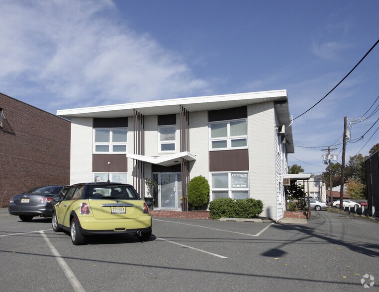 More Photos Of 529 Milltown Rd, New Brunswick Office For Lease