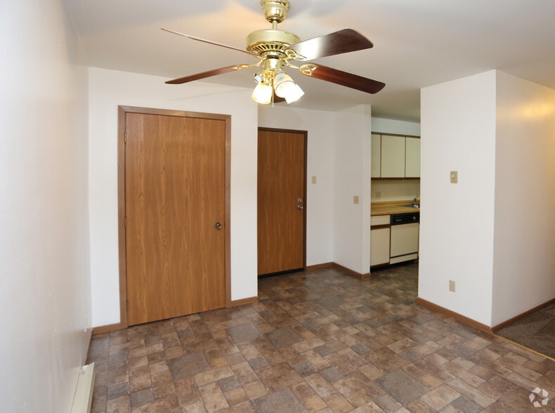 More Photos Of 911 W 3rd St, Nekoosa Apartments For Sale