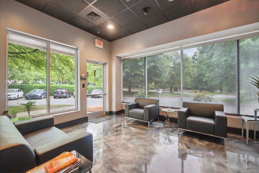 More Photos Of 3120 Latrobe Dr, Charlotte Flex For Sale