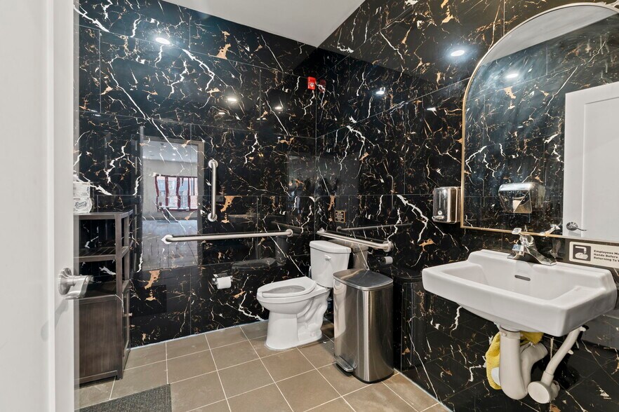 More Photos Of 1627 E Passyunk Ave, Philadelphia Storefront Retail Residential For Sale