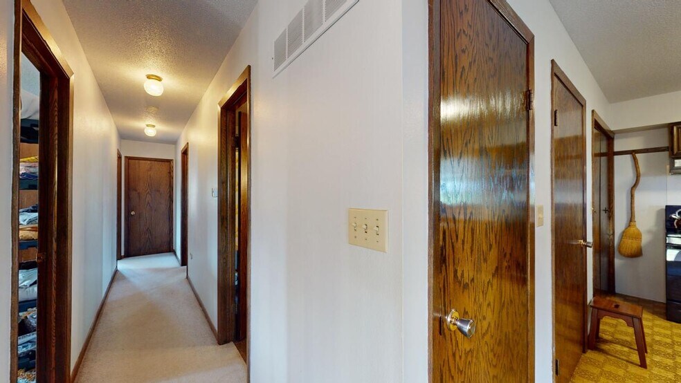 More Photos Of 17069 400th St, Leland Contractor Storage Yard For Sale