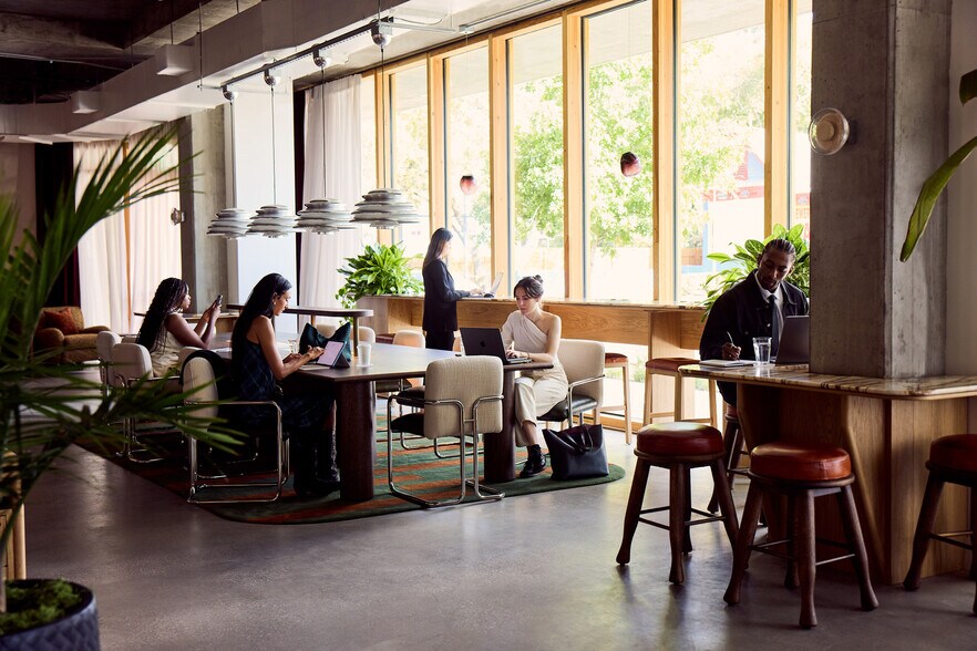 More Photos Of 1515 E Cesar Chavez St, Austin Coworking Space