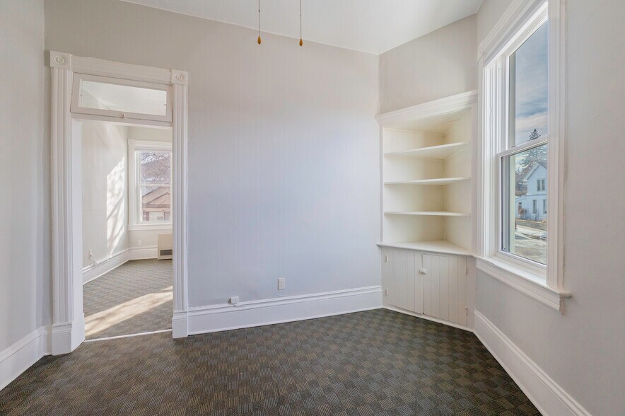 More Photos Of 504 Breckenridge St, Helena Apartments For Sale