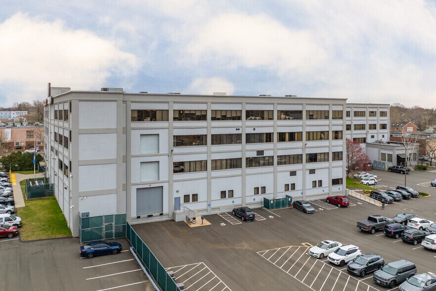 More Photos Of 370 James St, New Haven Office For Lease