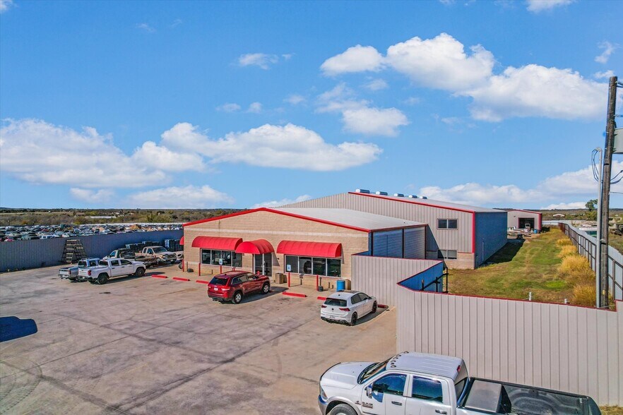 More Photos Of 11006 183 Hwy, Austin Industrial For Lease