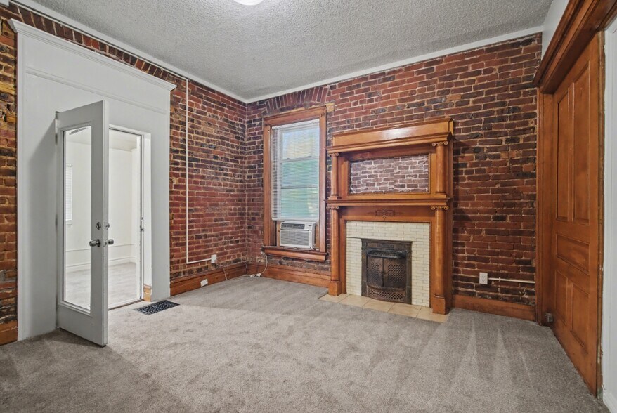 More Photos Of 1537 Pearl St, Denver Apartments For Sale