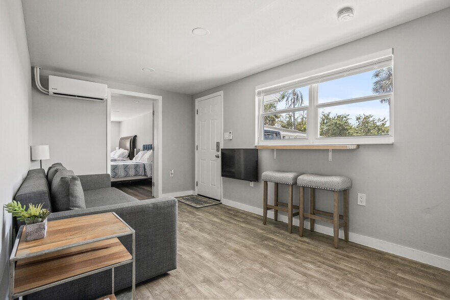 More Photos Of 8820 Rocky Creek Dr, Tampa Apartments For Sale