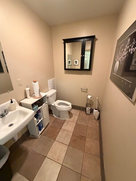 More Photos Of 2601 Birney Ave, Scranton Freestanding For Sale