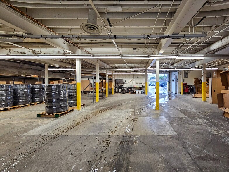 More Photos Of 1830 S La Cienega Blvd, Los Angeles Freestanding For Lease