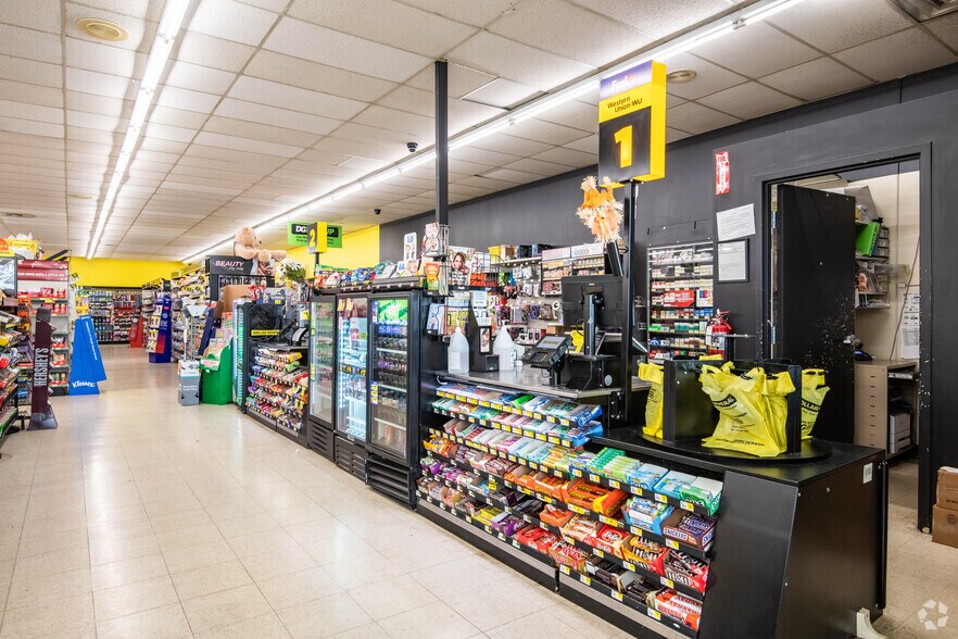 More Photos Of 331 E Center St, Juneau Storefront For Sale