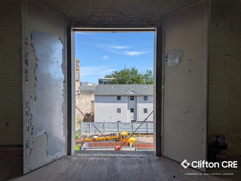 More Photos Of 39-62 Warren St, Paterson Warehouse For Lease