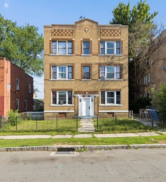 Primary Photo Of 42-44 Redding St, Hartford Apartments For Sale
