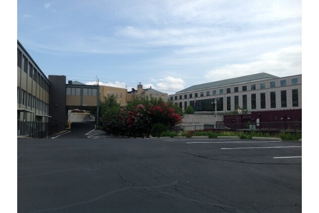 More Photos Of 40-44 N French Broad Ave, Asheville Medical For Lease