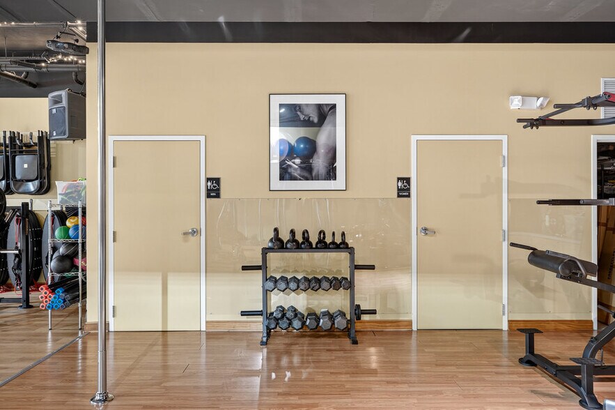 More Photos Of 115 Magnolia Ave, Daytona Beach Flex For Sale