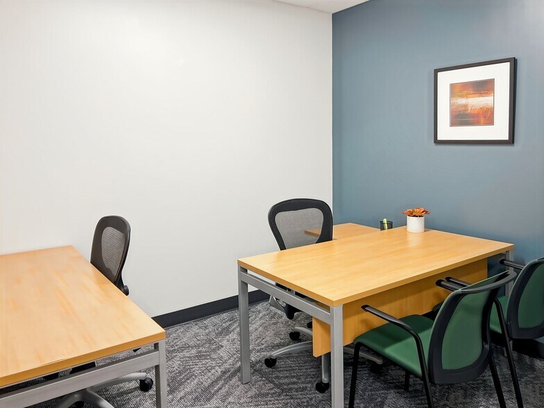 More Photos Of 1829 Reisterstown Rd, Pikesville Coworking Space