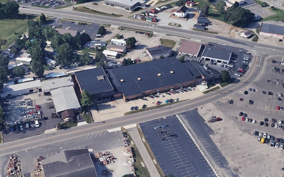 Primary Photo Of 33 Donald Dr, Fairfield Warehouse For Lease