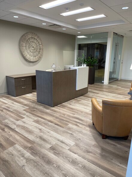 More Photos Of 1780 Hughes Landing Blvd, The Woodlands Office For Lease