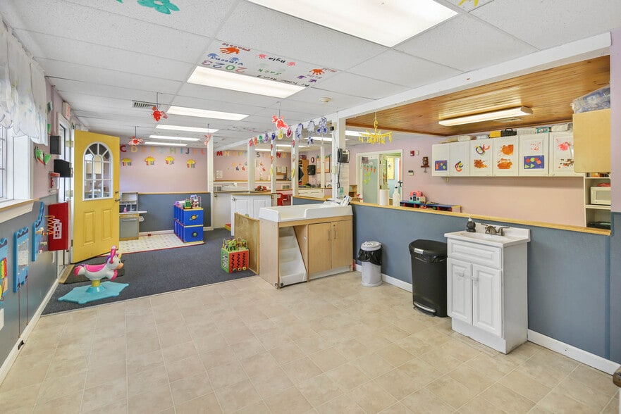 More Photos Of 1129 Route 169, Woodstock Schools For Sale