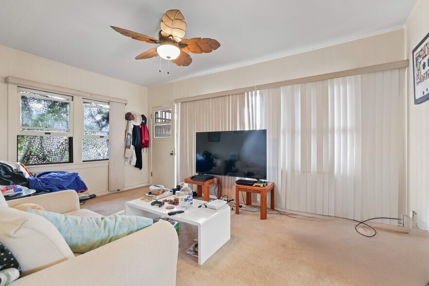 More Photos Of 2606 Nahaku Pl, Honolulu Multifamily For Sale