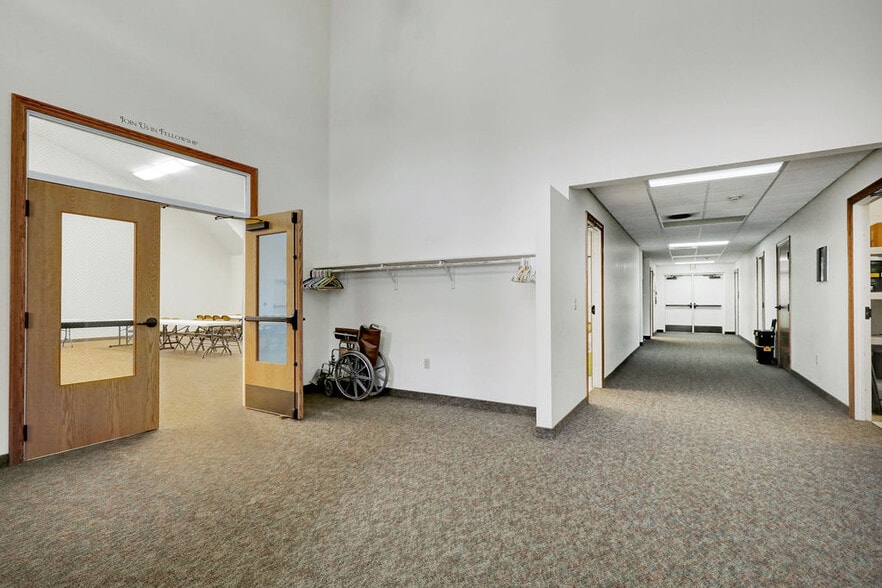 More Photos Of 9537 S Clinton Trl, Eaton Rapids Religious Facility For Sale