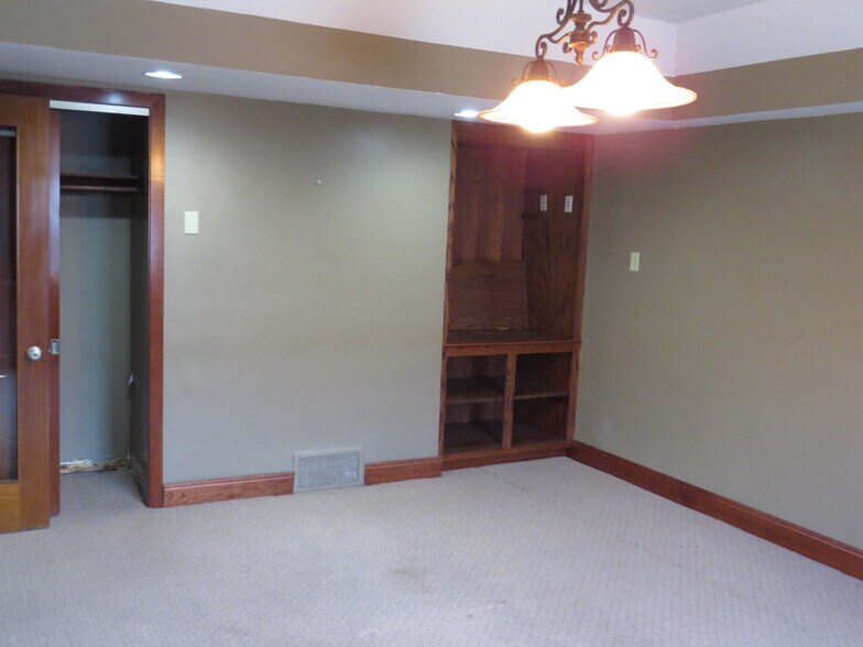 More Photos Of 7131-7139 Indianapolis Blvd, Hammond Medical For Lease