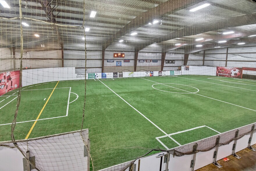 More Photos Of 1856 Nimitz Dr, De Pere Distribution For Lease