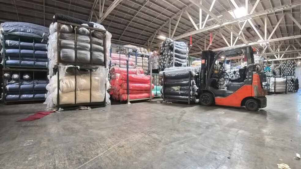 More Photos Of 1363 S Bonnie Beach Pl, Commerce Warehouse For Lease