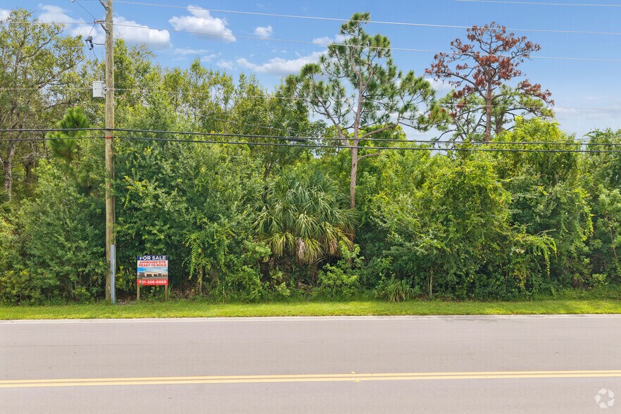 More Photos Of 639 NW Enterprise Dr, Port Saint Lucie Land For Sale