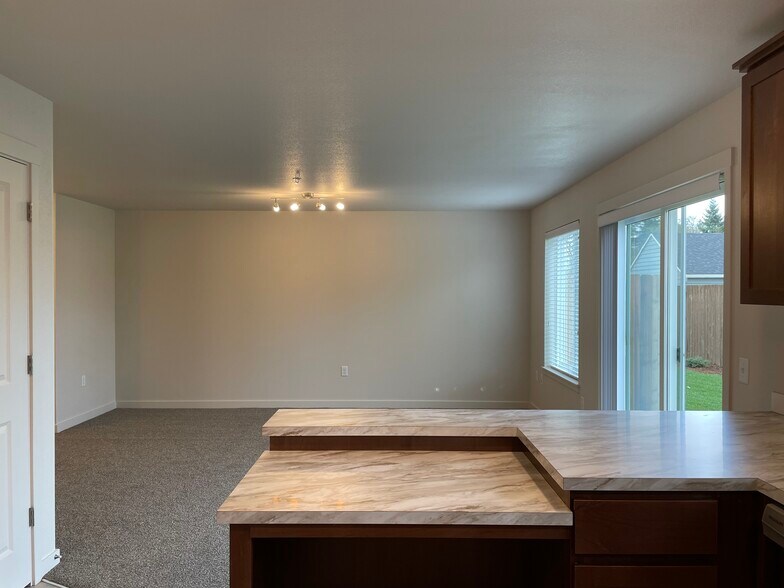 More Photos Of 219-221 SE Clark Ave, Battle Ground Apartments For Sale