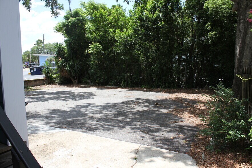 More Photos Of 1112 Mount Vernon St, Orlando Office For Lease