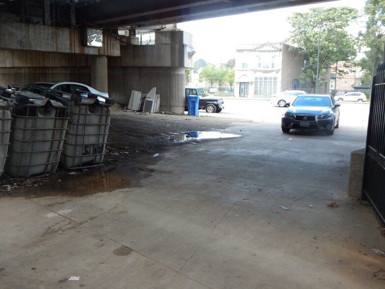 More Photos Of 3613 W Ogden Ave, Chicago Industrial For Sale