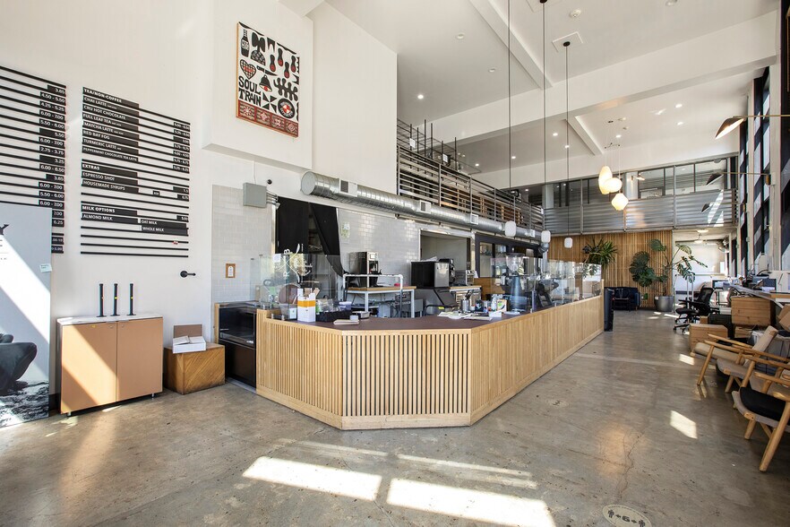 More Photos Of 3136 International Blvd, Oakland Office For Lease