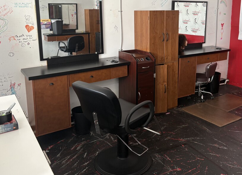 More Photos Of 1115 Blanding Blvd, Orange Park Unknown For Lease