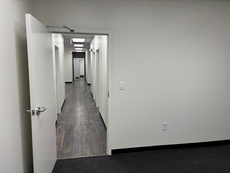 More Photos Of 3565 Centre Cir, Fort Mill Light Distribution For Lease