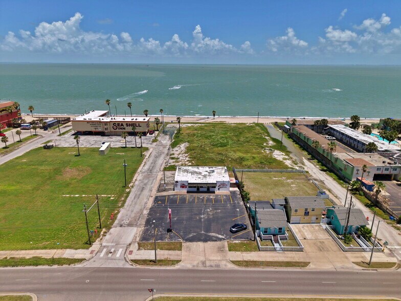 Primary Photo Of 3314 Surfside Blvd, Corpus Christi Restaurant For Sale