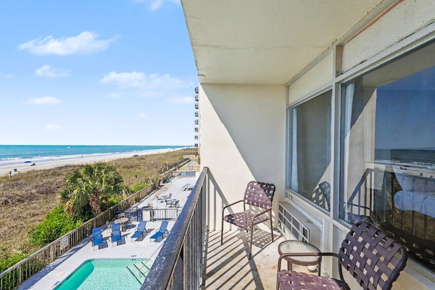 More Photos Of 1415 S Ocean Blvd, North Myrtle Beach Hotel For Sale
