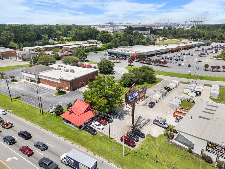 More Photos Of 4118 Augusta Rd, Savannah Freestanding For Sale