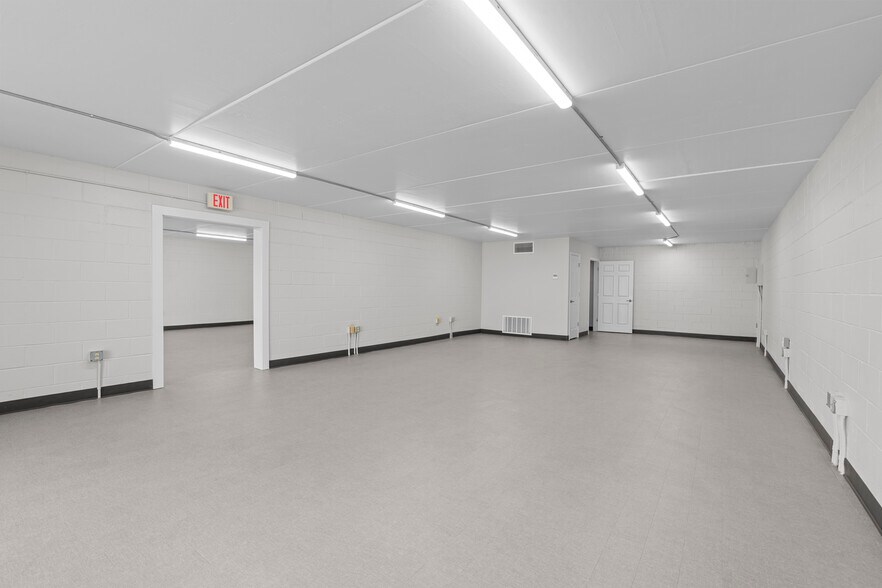 More Photos Of 120 SW Broadway St, Ocala Loft Creative Space For Lease