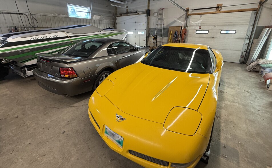 More Photos Of 3811 Portage Av, Winnipeg Flex For Lease