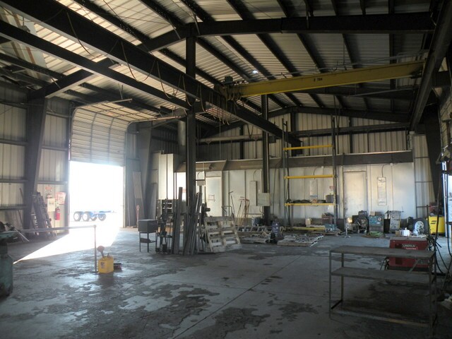 More Photos Of 201 Missouri, Bloomfield Warehouse For Lease