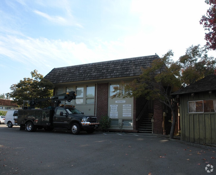 Primary Photo Of 2021 Ygnacio Valley Rd, Walnut Creek Medical For Sale