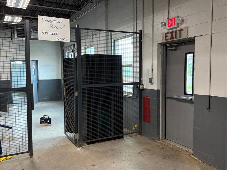 More Photos Of 1452 Gun Club Rd, Uniontown Industrial For Sale