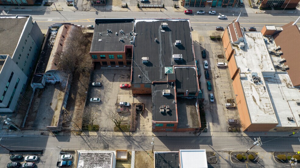 More Photos Of 454-464 E Main St, Columbus Office For Lease