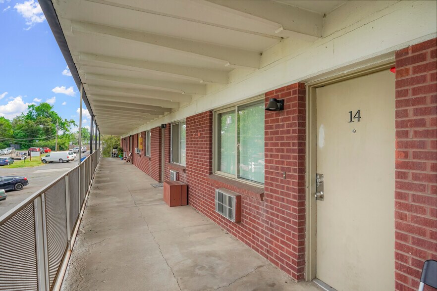 More Photos Of 7300-7310 W 10th Ave, Lakewood Apartments For Sale