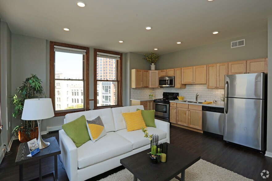 More Photos Of 135 W Wells St, Milwaukee Coworking Space
