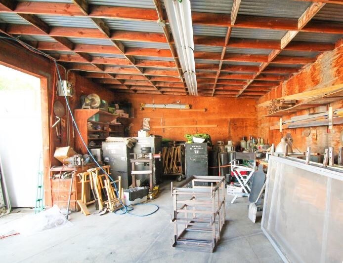 More Photos Of 1516 Virginia Ave, Baldwin Park Industrial For Sale