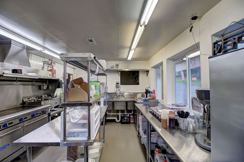 More Photos Of 23113 Rollins Lakeshore Dr, Rollins General Retail For Sale