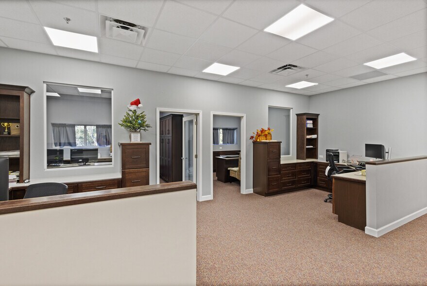 More Photos Of 200 Hart St, Niceville Light Manufacturing For Sale